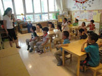 幼儿园小班歌唱活动说课稿《打电话》